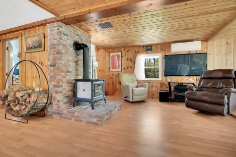 26 Binford Road Standish ME 04084