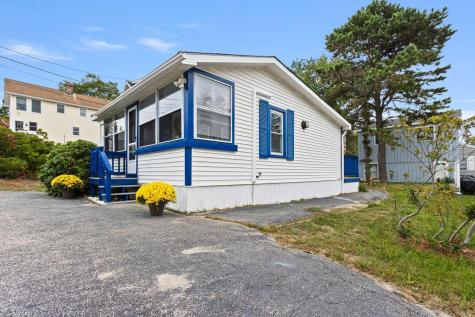 3 Island View Avenue Saco ME 04072