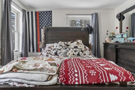 614 King Street Oxford ME 04270