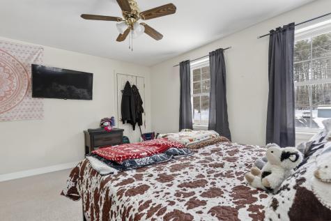 614 King Street Oxford ME 04270