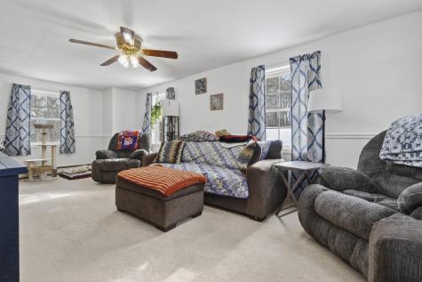 614 King Street Oxford ME 04270