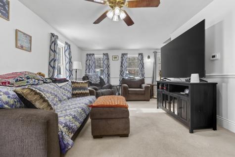 614 King Street Oxford ME 04270