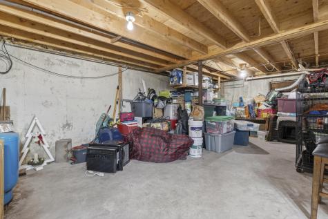 614 King Street Oxford ME 04270