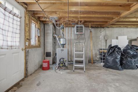 614 King Street Oxford ME 04270