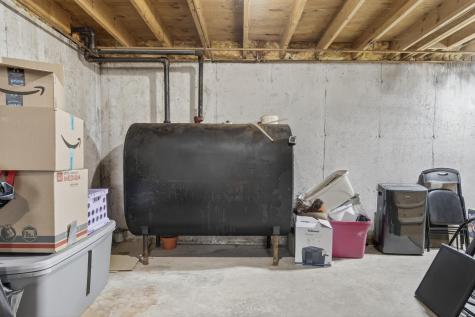 614 King Street Oxford ME 04270