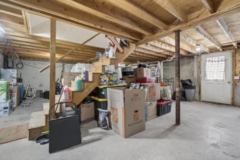 614 King Street Oxford ME 04270