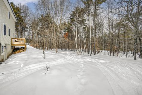 614 King Street Oxford ME 04270