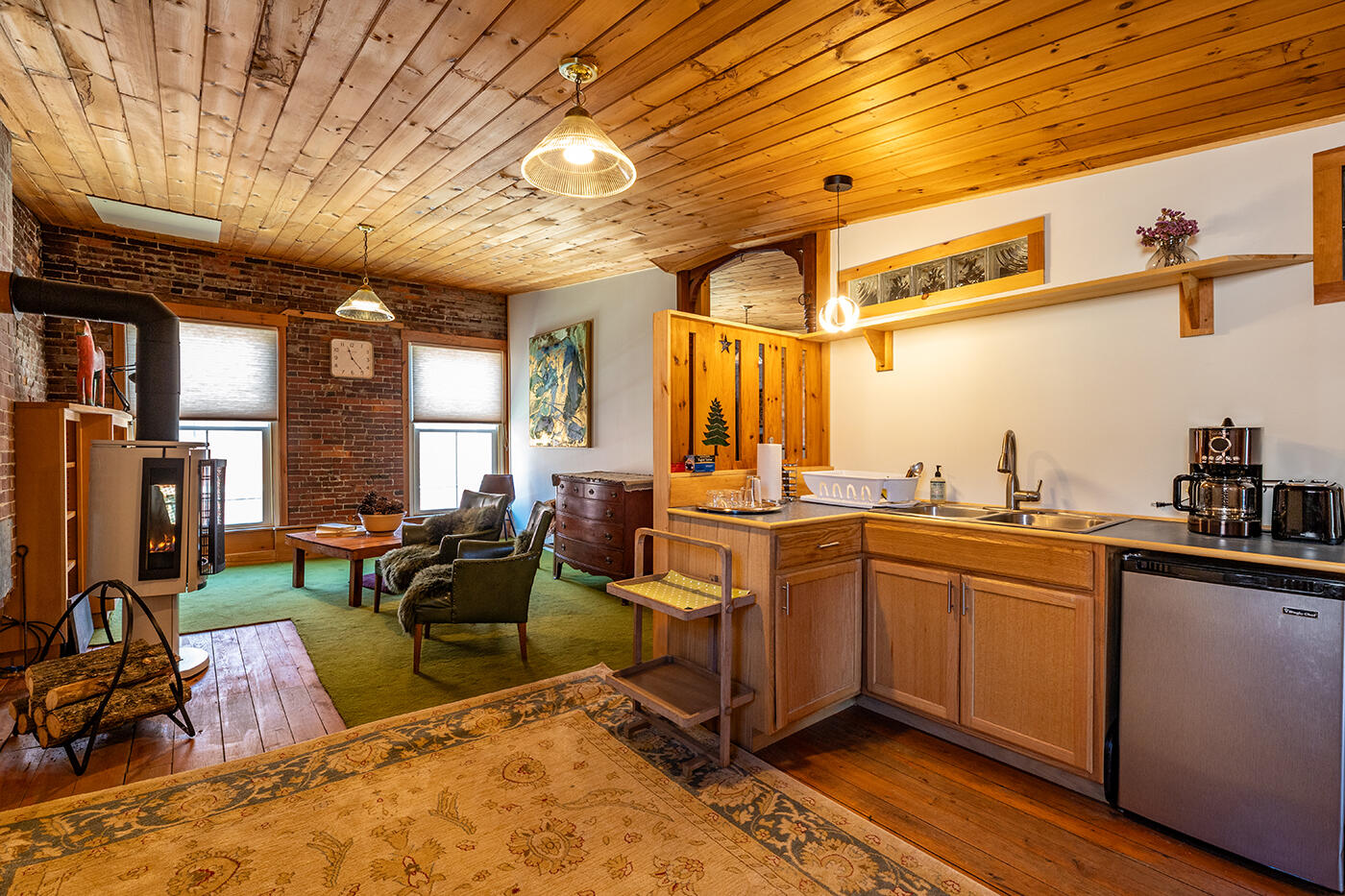 13 Friendship Road Waldoboro ME 04572