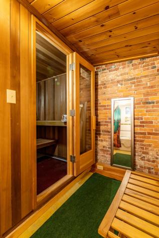 13 Friendship Road Waldoboro ME 04572