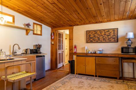 13 Friendship Road Waldoboro ME 04572