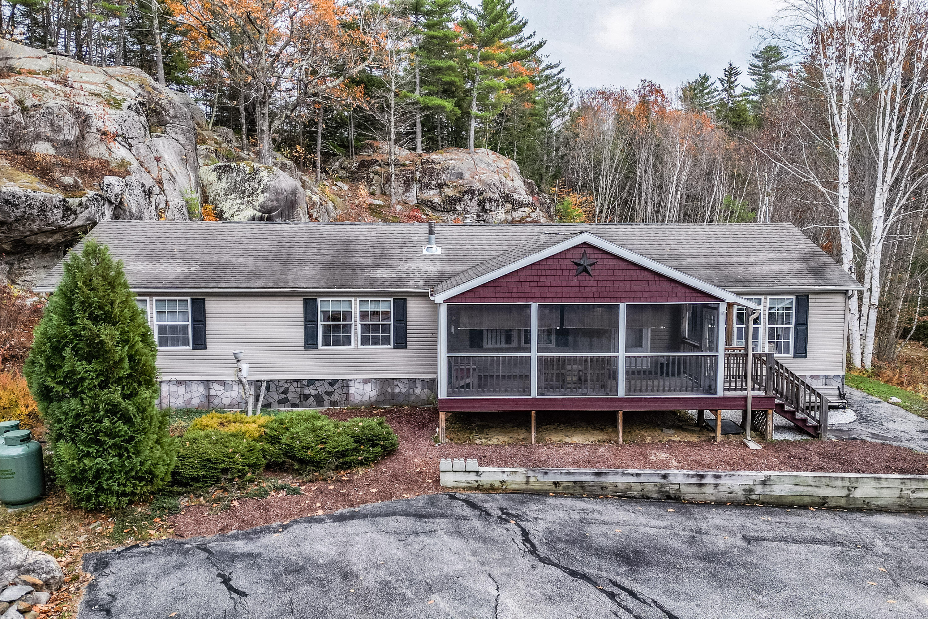 304 Dunn Road Norway ME 04268