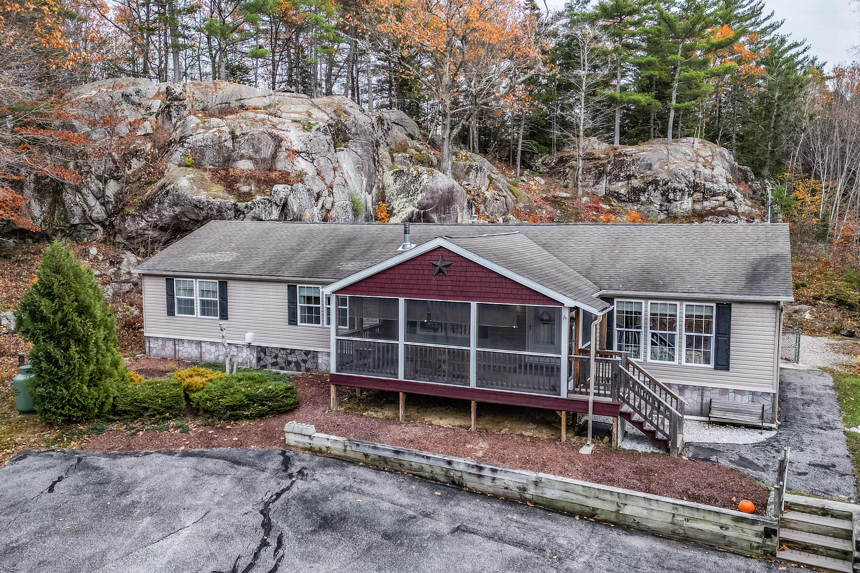 304 Dunn Road Norway ME 04268