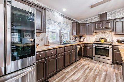 304 Dunn Road Norway ME 04268