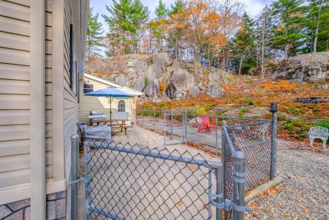 304 Dunn Road Norway ME 04268