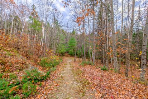 304 Dunn Road Norway ME 04268