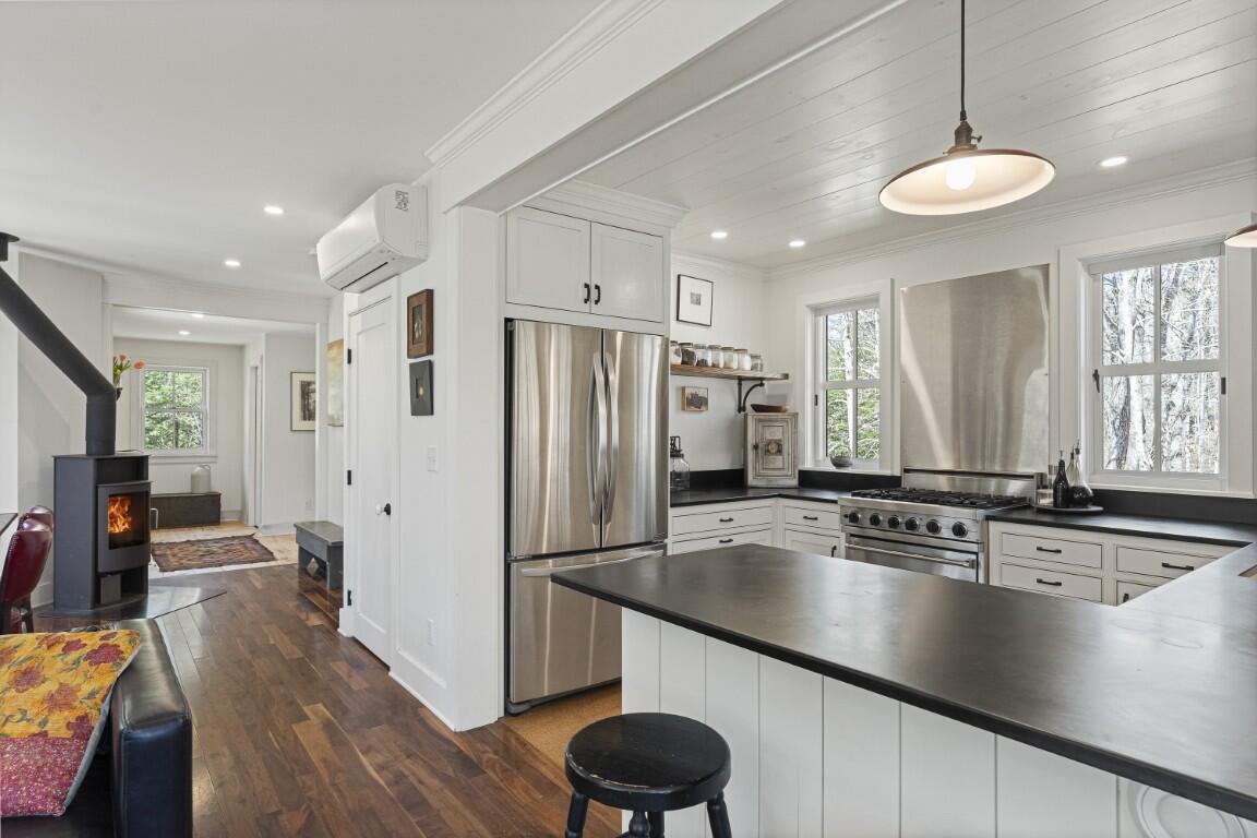 144 Merry Island Road Edgecomb ME 04556