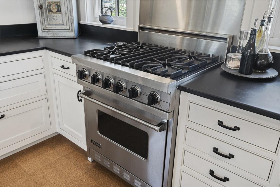 144 Merry Island Road Edgecomb ME 04556