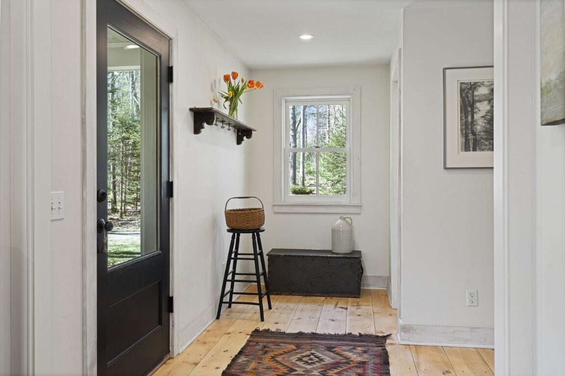 144 Merry Island Road Edgecomb ME 04556