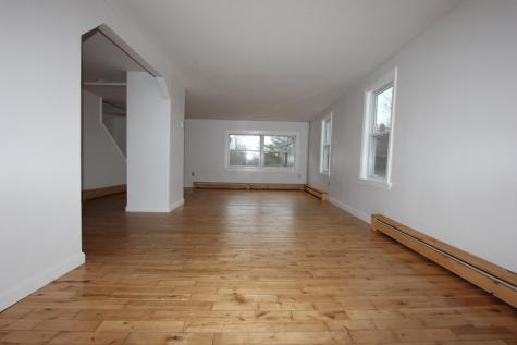 38 Smith Street Auburn ME 04210