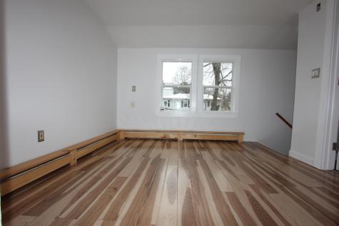 38 Smith Street Auburn ME 04210