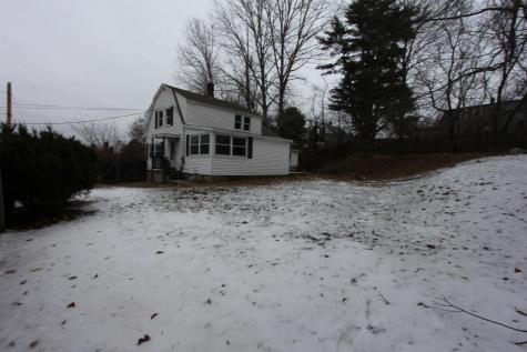 38 Smith Street Auburn ME 04210