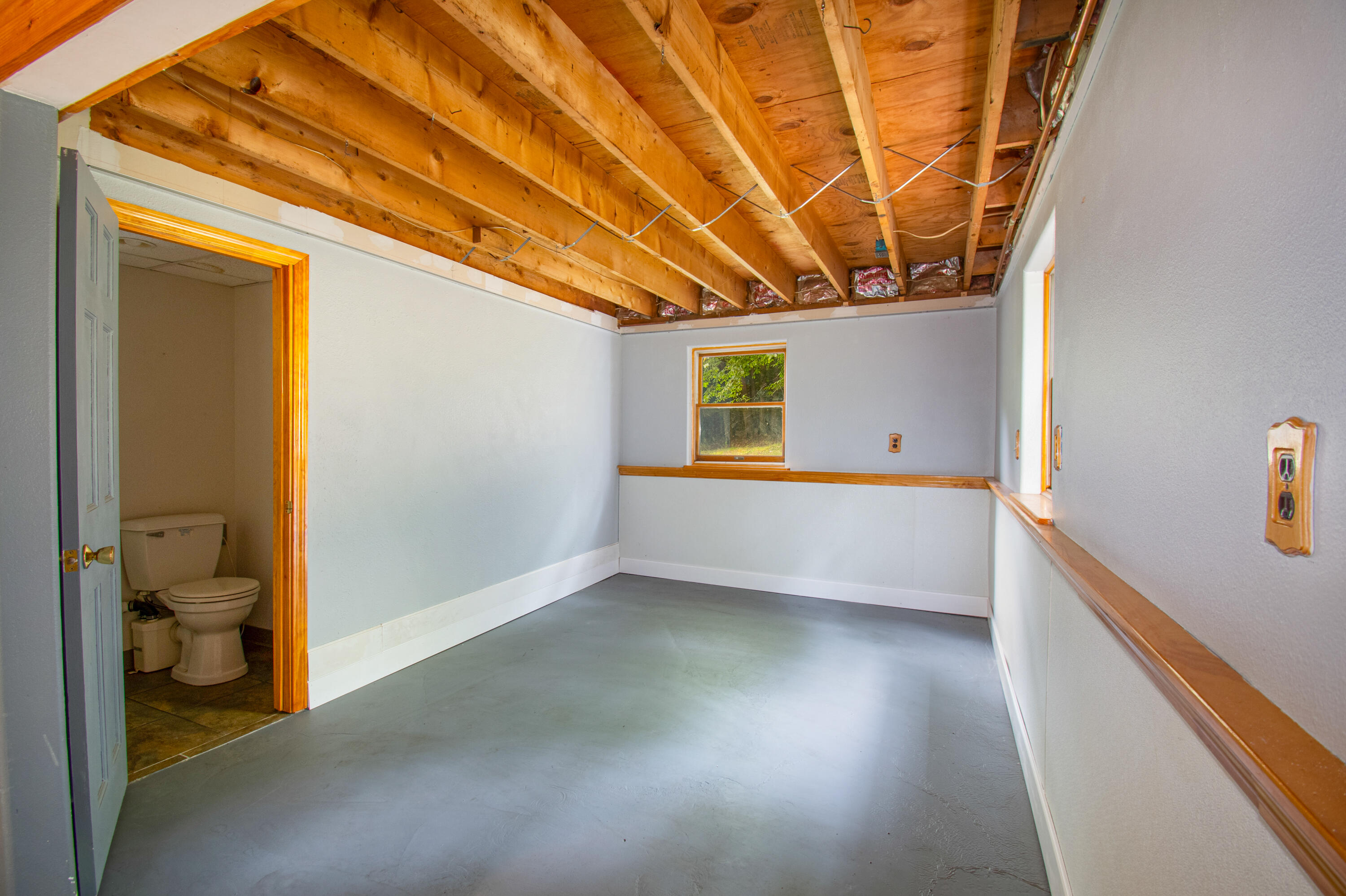 14 Hill Drive Bowdoin ME 04287