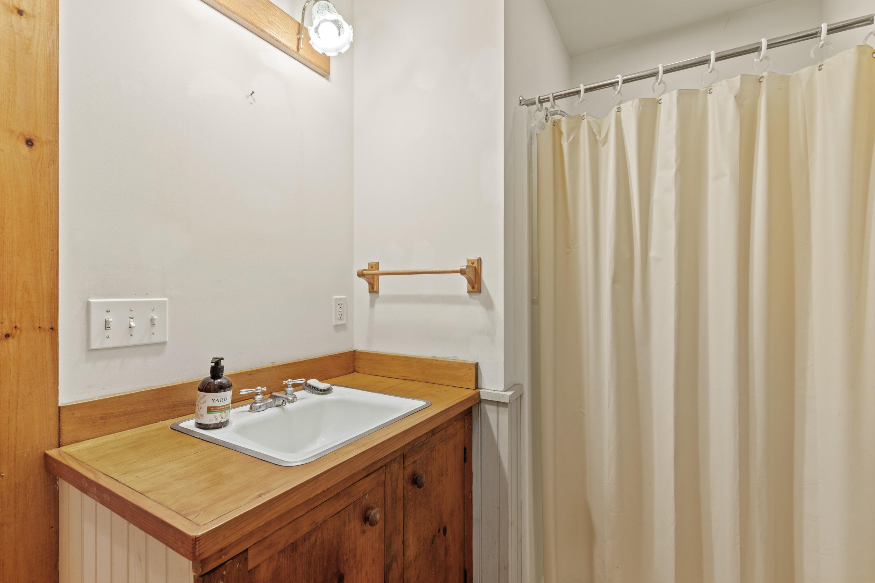 445 Greely Road Extension Cumberland ME 04021