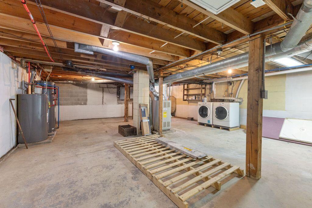 30 Deane Street Ellsworth ME 04605