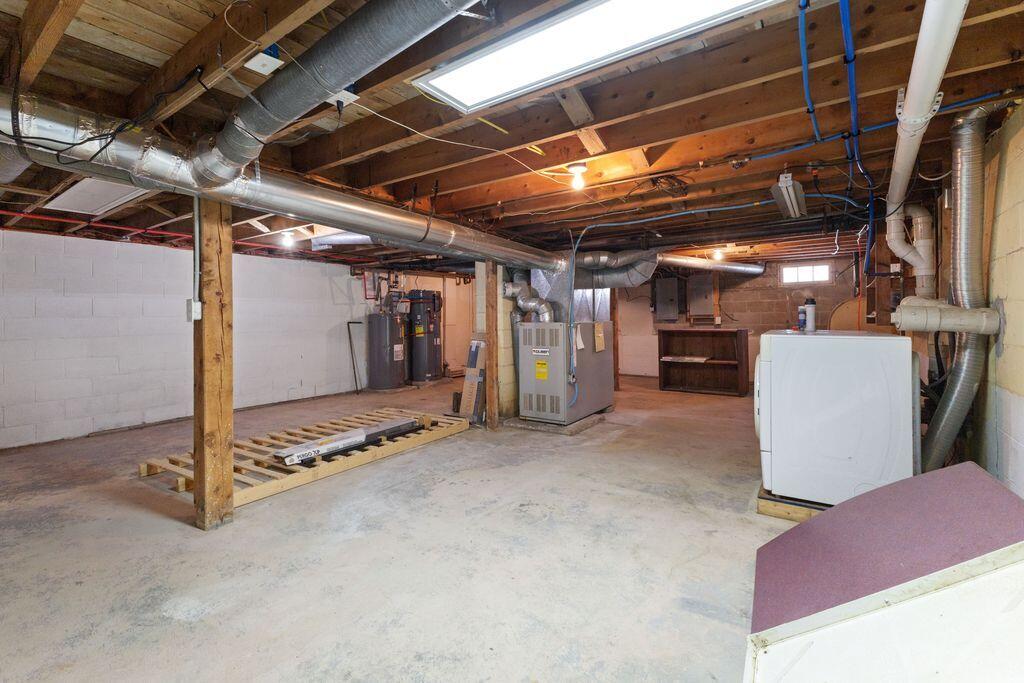 30 Deane Street Ellsworth ME 04605