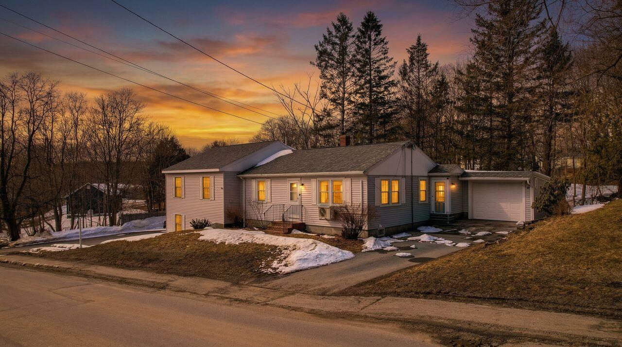 30 Deane Street Ellsworth ME 04605