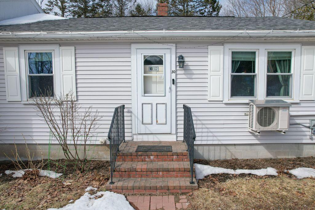 30 Deane Street Ellsworth ME 04605