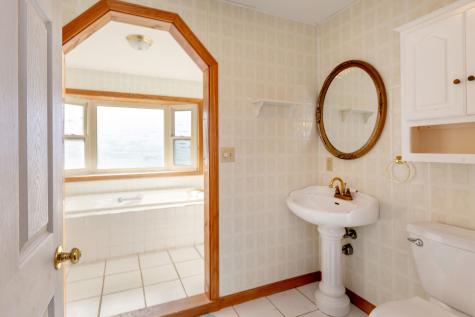 19 Noble Street Lewiston ME 04240