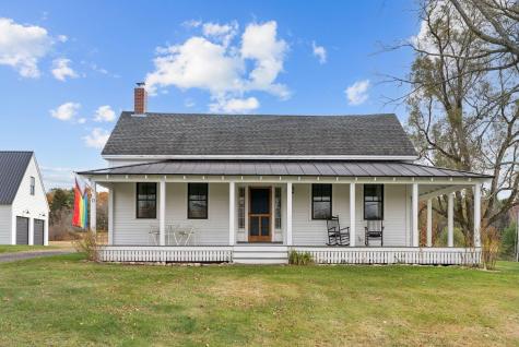 10 Round Hill Lane Brunswick ME 04011