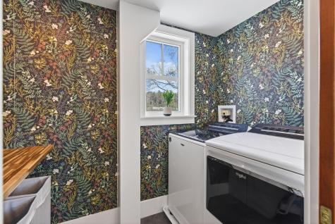 10 Round Hill Lane Brunswick ME 04011