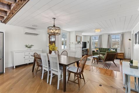 10 Round Hill Lane Brunswick ME 04011