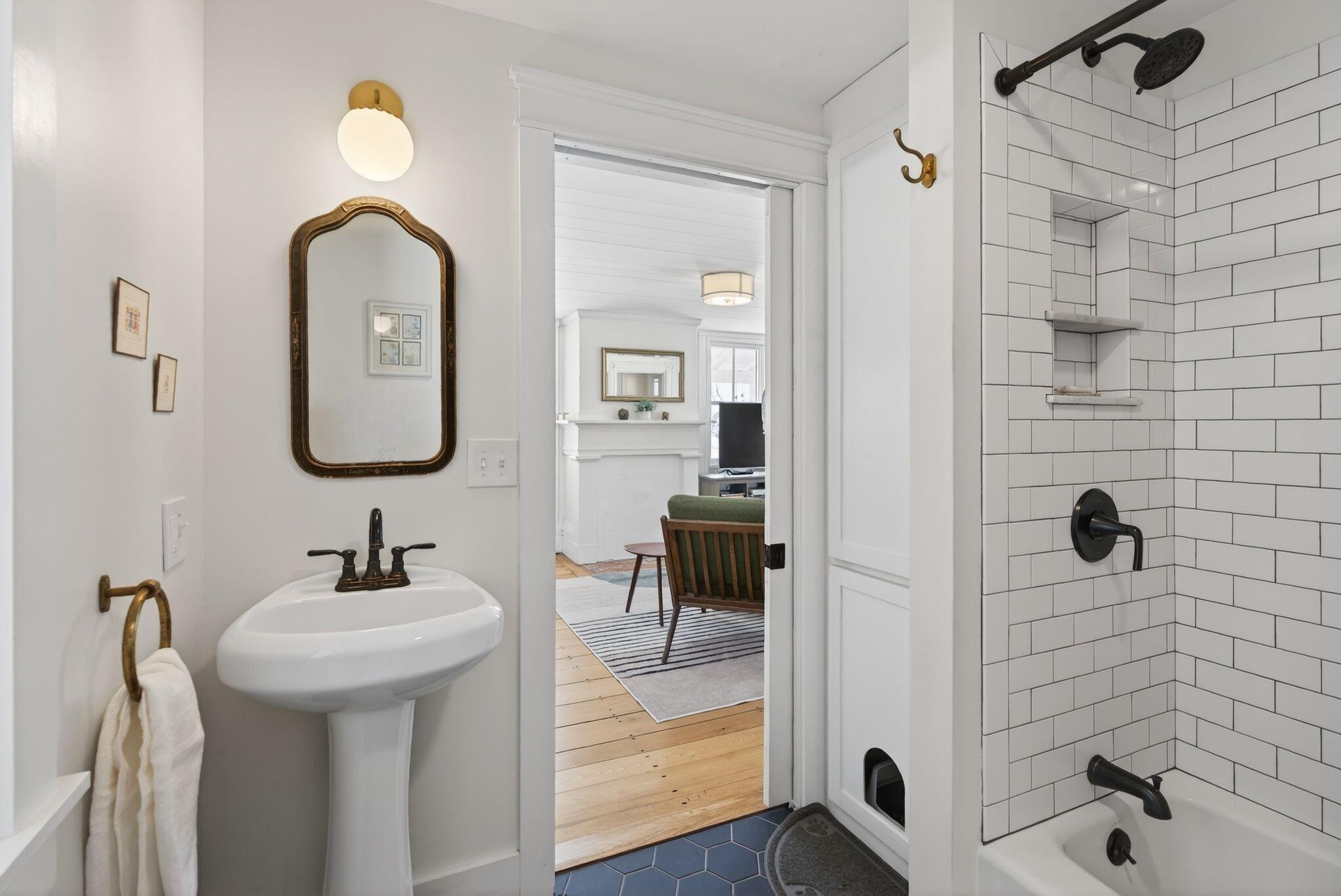 10 Round Hill Lane Brunswick ME 04011