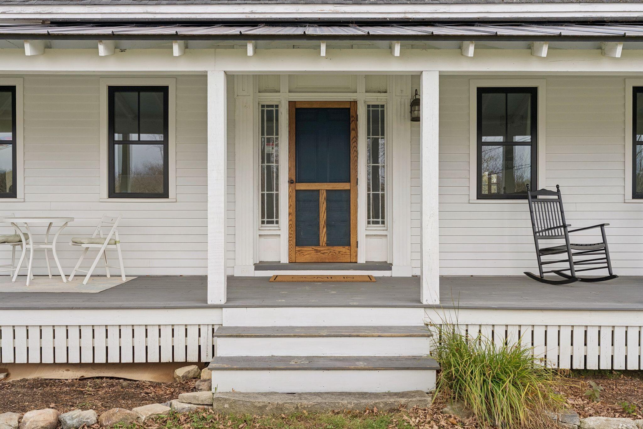 10 Round Hill Lane Brunswick ME 04011