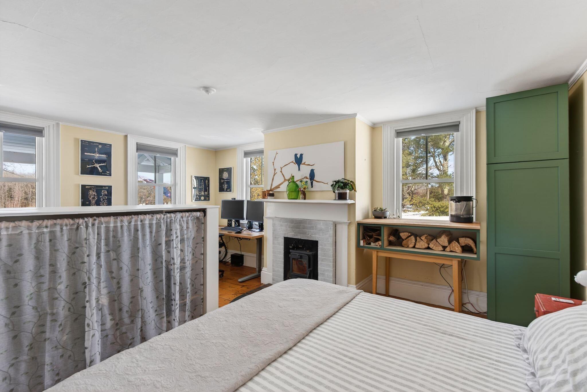 10 Round Hill Lane Brunswick ME 04011