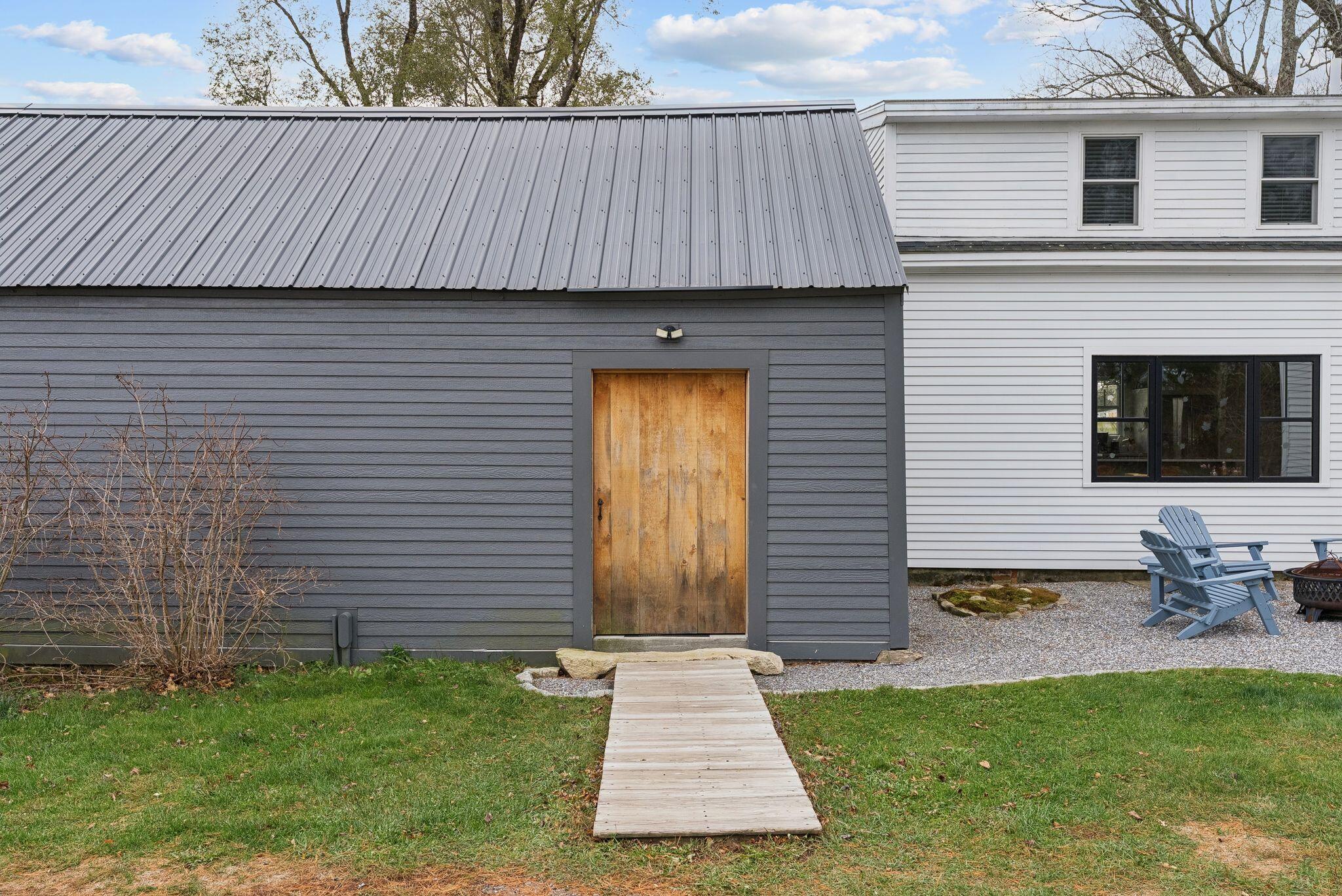 10 Round Hill Lane Brunswick ME 04011