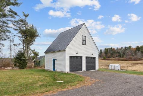 10 Round Hill Lane Brunswick ME 04011