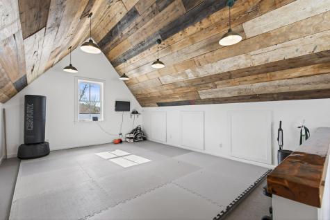 10 Round Hill Lane Brunswick ME 04011