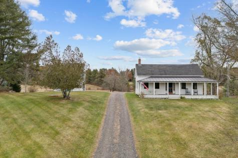 10 Round Hill Lane Brunswick ME 04011