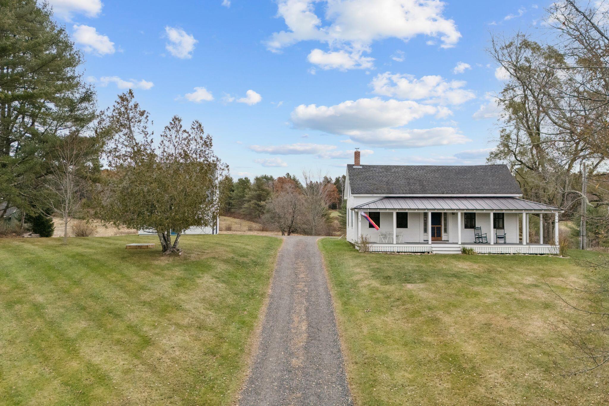 10 Round Hill Lane Brunswick ME 04011