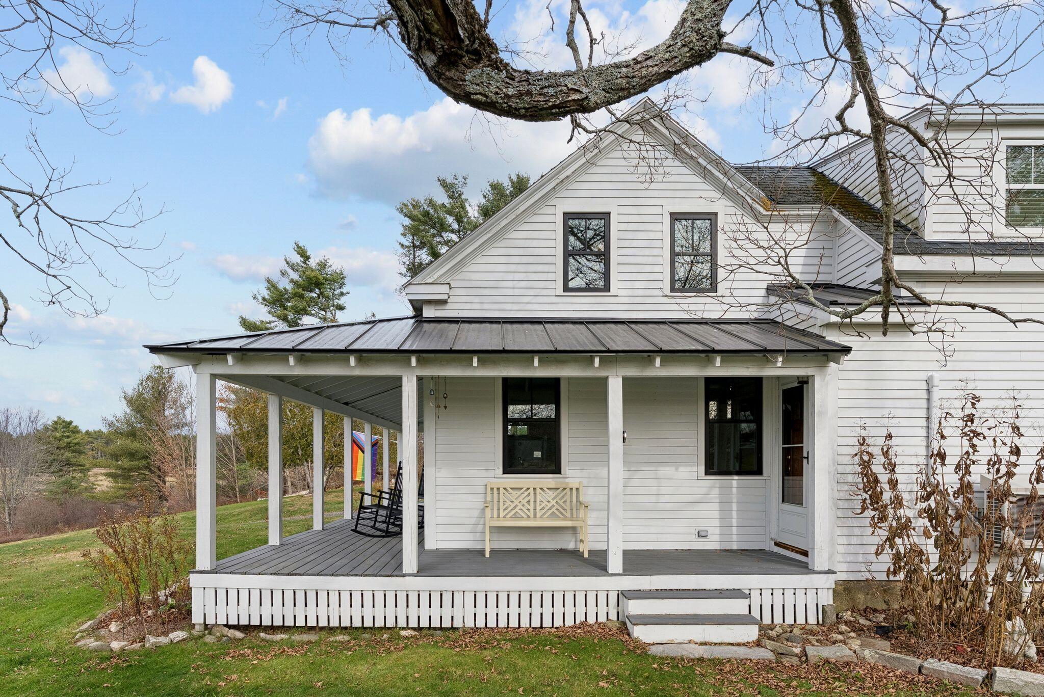 10 Round Hill Lane Brunswick ME 04011