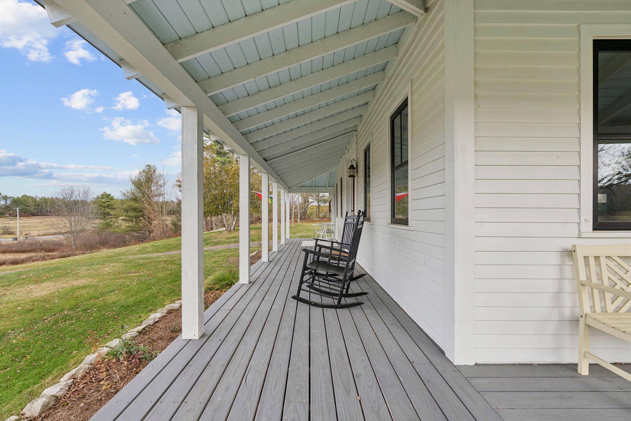 10 Round Hill Lane Brunswick ME 04011