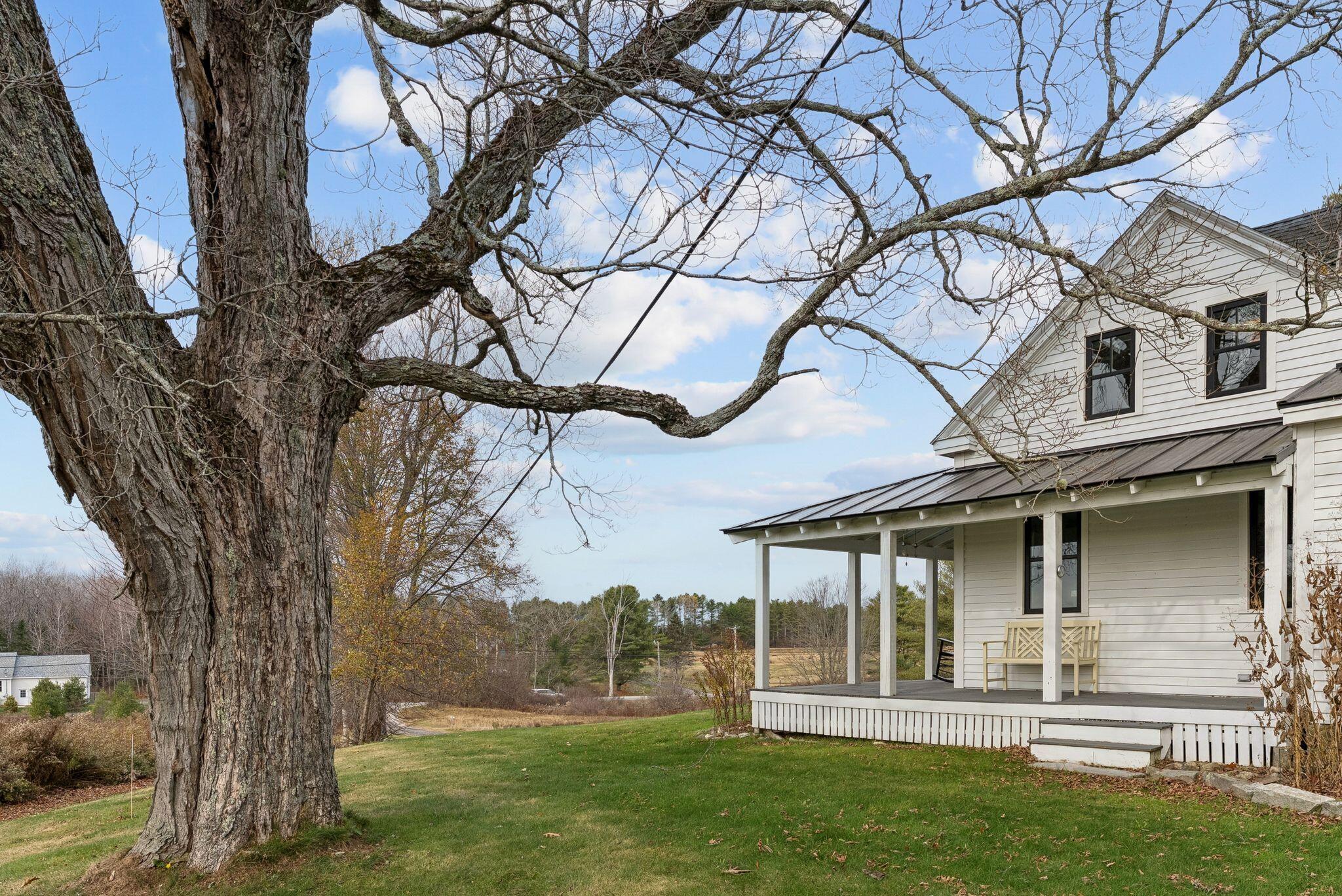 10 Round Hill Lane Brunswick ME 04011