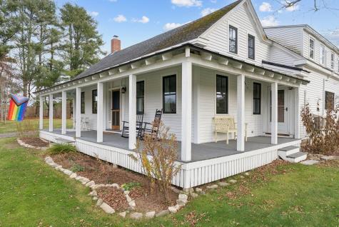 10 Round Hill Lane Brunswick ME 04011