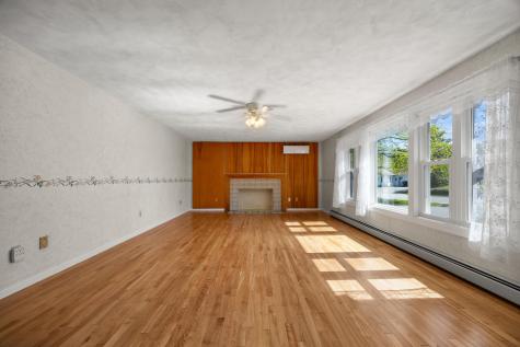 164 Dewitt Avenue Bangor ME 04401