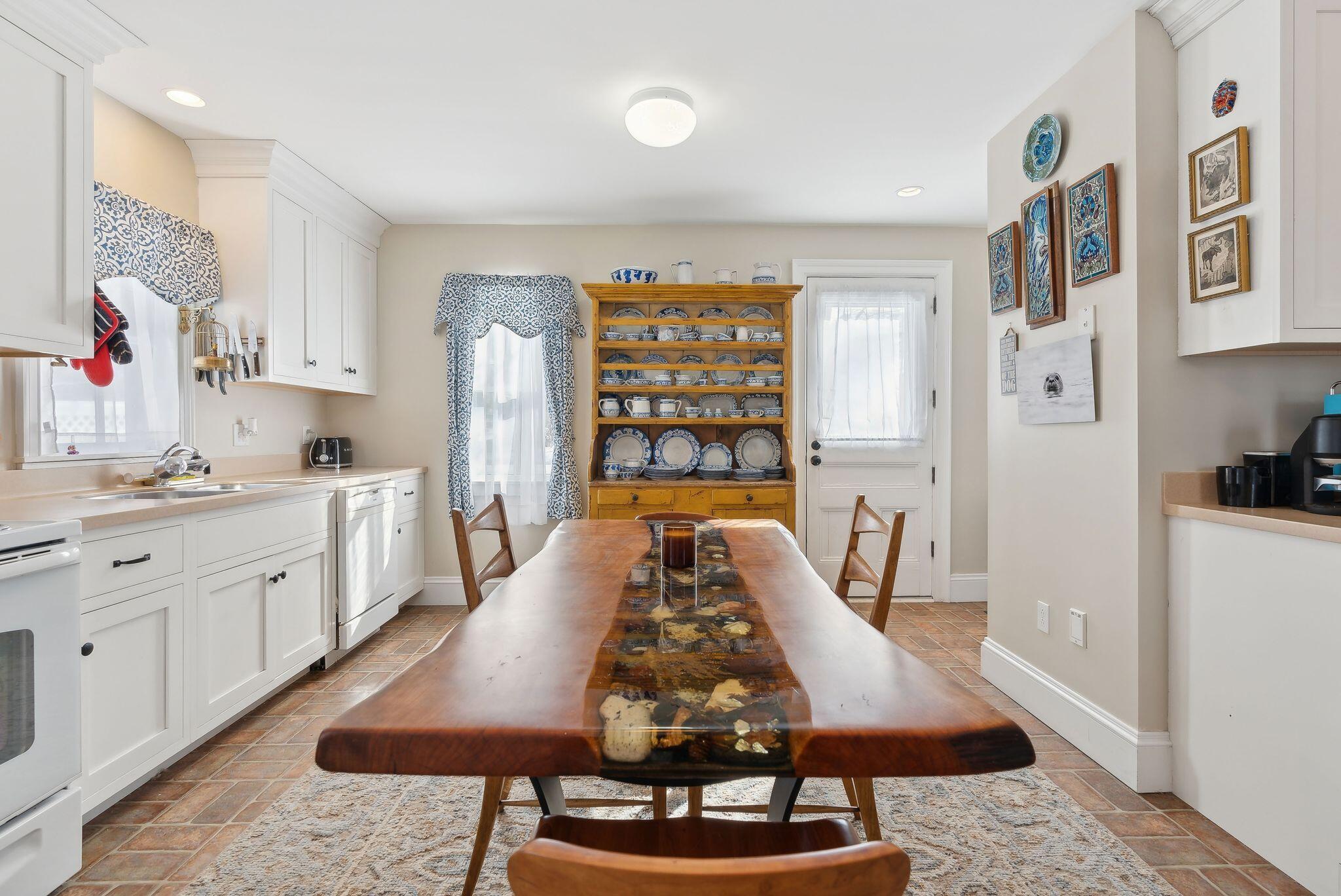 18 Potter Street Brunswick ME 04011