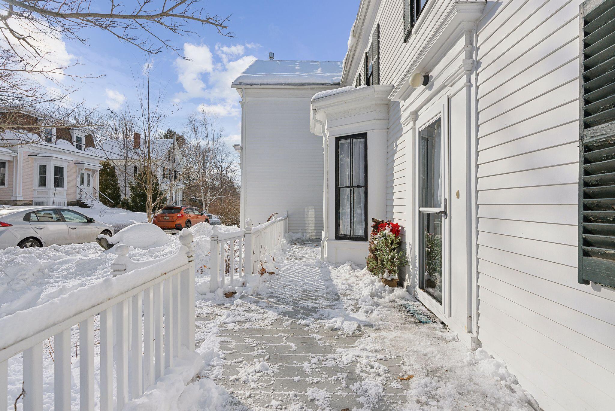 18 Potter Street Brunswick ME 04011